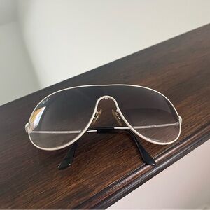 Ray-Ban Aviator Sunglasses with White Frame